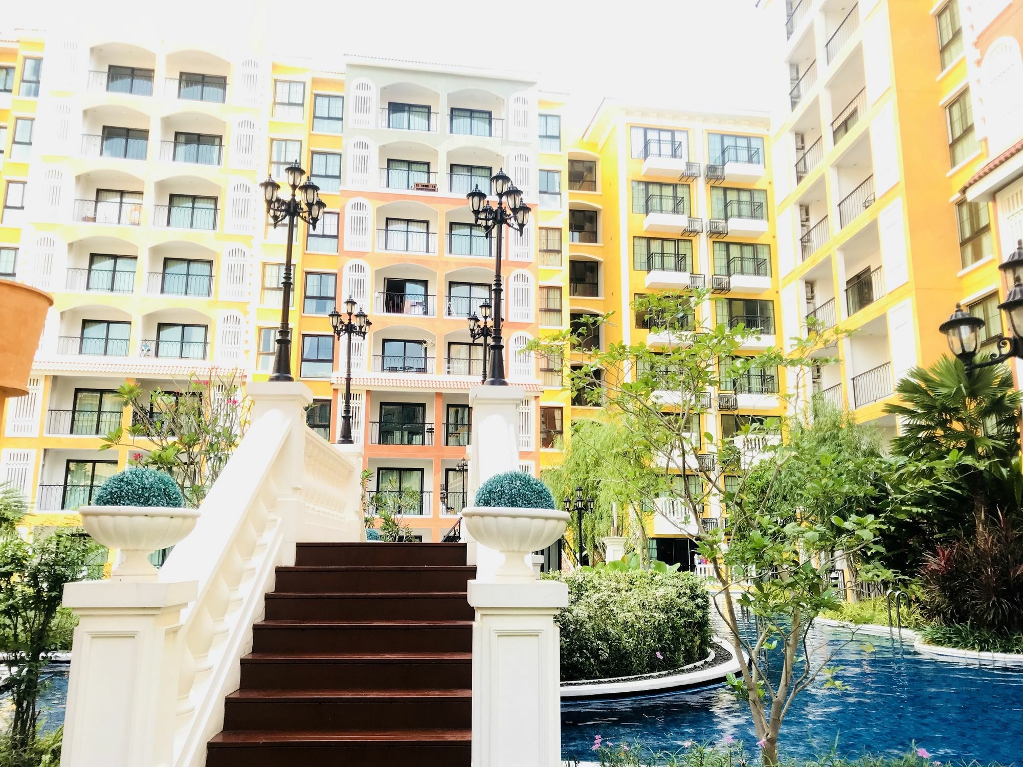 サッタヒープVenetian Pattayaアパートメント エクステリア 写真